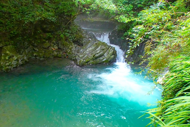 close view of Kawazu Seven Waterfalls