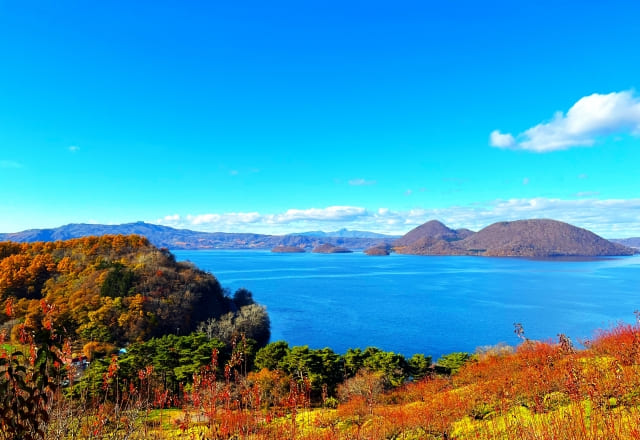 Lake Toya panoramic view