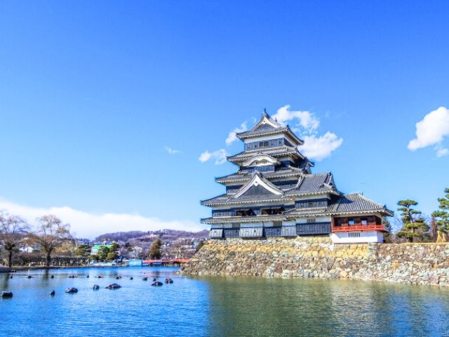 Matsumoto-Castle-Exterior