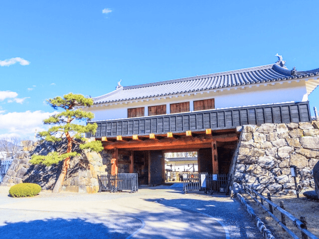 Gate-of-Matsumoto-Castle