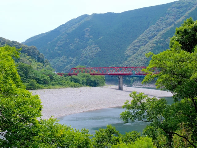 Chinkabashi-Bridge-Shimanto