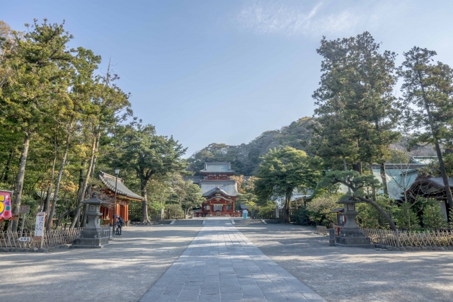 Torii gate at Tsurugaoka Hachimangu