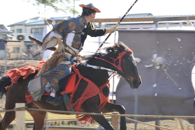 Yabusame (horseback archery) at Tsurugaoka Hachimangu