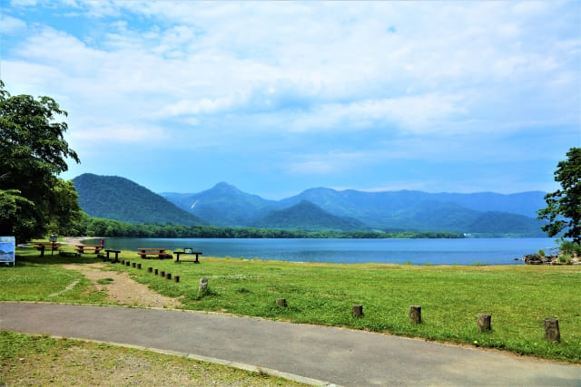 Wakoto Onsen lakeside hot spring